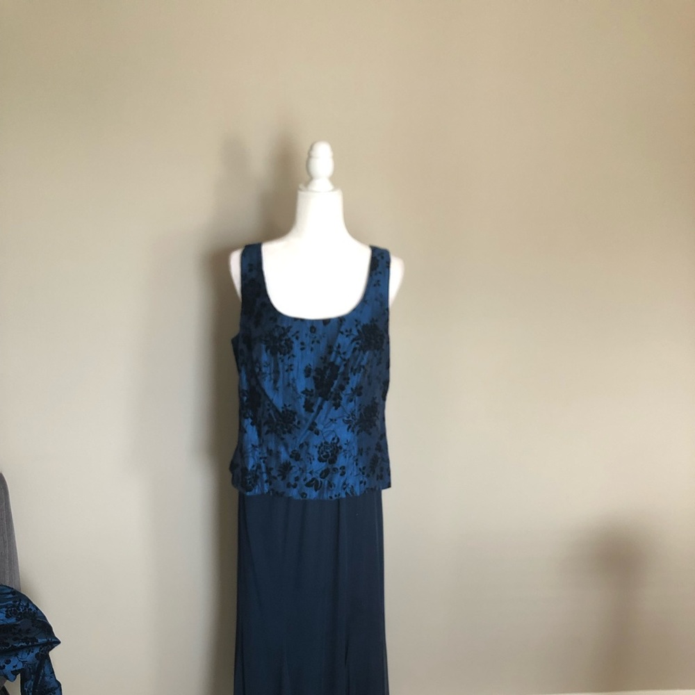 Formal 3 piece gown
